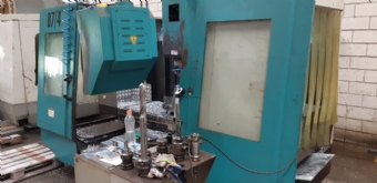 Foto: FRESADORA CNC SINITRON - B7 - ANO 2004 - 1500 x 750 x 750mm