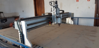 Foto: ROUTER CNC ALFA PARA USINAR MADEIRA, ISOPOR E ALUMINIO