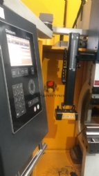 Foto: DOBRADEIRA CNC SORG DHS 135 /35 3000 X 135 TONELADAS ANO 2016