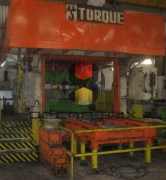 Foto: PRENSA HIDRÁULICA 250 TON TORQUE P/ AJUSTE