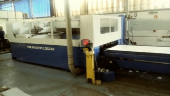 Foto: MAQUINA DE CORTE A laser trumpf traumatic l 3030 300 watts ano 1998