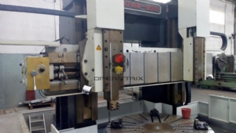 Foto: TORNO VERTICAL CNC MAMUTH  TV 2.500  DUPLA COLUNA - ANO 2009