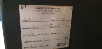 Foto: INJETORA DE PLASTICOS SANDRETTO LOGICA 270  ANO 2005