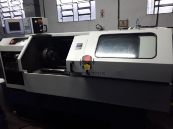 Foto: TORNO CNC NARDINI LOGIC 195  1000X440 - ANO 2006