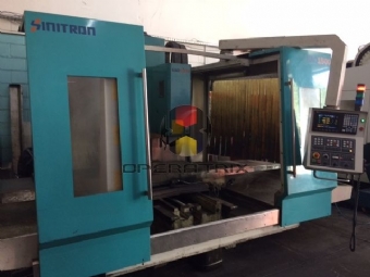 Foto: FRESADORA CNC - MARCA SINITRON - MODELO KAO 1500 - ANO 2007