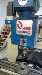 Foto: FRESADORA CNC - MARCA LAGUN III - ANO 1998