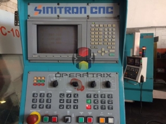 Foto: CENTRO DE USINAGEM  - MARCA SINITRON  MODELO - VMC 105 ANO 2005