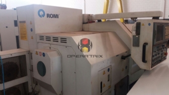 Foto: TORNO CNC - MARCA ROMI - MULTIPLIC 40 - ANO 2000