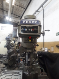 Foto: fresadora ferramenteira marca veker modelo 406v ano 2006