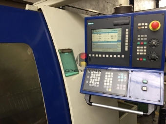 Foto: FRESADORA CNC VEKER 4700 - ANO 2008