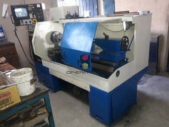 Foto: TORNO CNC ROMI - CENTUR 35III - 1000MM