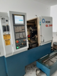 Foto: TORNO CNC ROMI GL240 ANO 2010