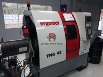 Foto: TORNO CNC ERGOMAT - TNG 42 - ANO 2014