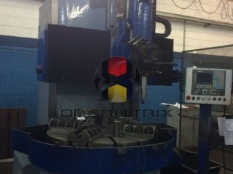 Foto: TORNO CNC VERTICAL TOS