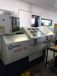 Foto: TORNO ROMI CNC CENTUR 30D GANG ANO 2004