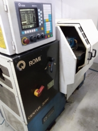 Foto: TORNO ROMI CNC CENTUR 30RV