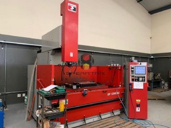 Foto: ELETROEROSÃO PENETRAÇÃO - RESITRON - BF 12000 CNC