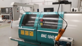 Foto: Torno CNC SINITRON - BNC1840 - Ano 2008 - 475 x 1000mm