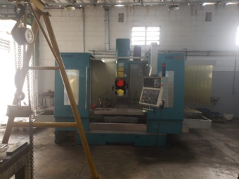 Foto: FRESADORA CNC SINITRON KAO 1500 -ANO 2008