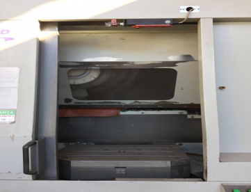 Foto: CENTRO DE USINAGEM VERTICAL - DUPLO PALLET - HYUNDAI VX380TD - ANO 2008