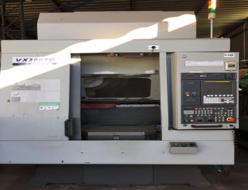 Foto: CENTRO DE USINAGEM VERTICAL - DUPLO PALLET - HYUNDAI VX380TD - ANO 2008