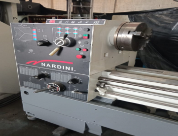Foto: TORNO MECÂNICO NARDINI SAGAZ III - 800MM X 200MM