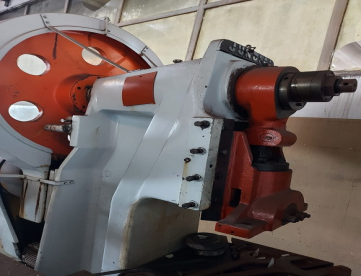 Foto: PRENSA EXCÊNTRICA JUNDIAÍ - MODELO LE 80M6 - ANO 1996 - 8O TON
