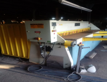 Foto: GUILHOTINA HIDRAULICA CN COR DOB GHP 3.050 X 6.5 MM - ANO 2015