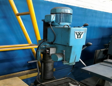 Foto: FURADEIRA DE COLUNA YADOYA FY-S 25