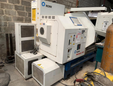 Foto: TORNO CNC ROMI - MULTIPLIC 40A - ANO 2006 - 685 x 2000mm