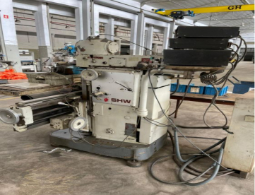 Foto: FRESADORA UNIVERSAL TRAUBOMATIC - SHW - UF1 - NO ESTADO