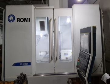 Foto: CENTRO DE USINAGEM VERTICAL ROMI - D800 - ANO 2019 - COM 4º EIXO