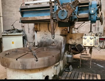 Foto: TORNO VERTICAL WEBSTER BENNET 2150 X 1000