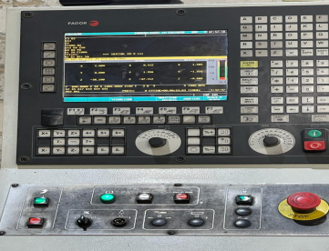 Foto: FRESADORA CNC TRAVIS M7 - ANO 2014 - 1500 X 650 X 620MM