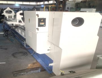 Foto: TORNO MECÂNICO CLEVER MOD. L-44200 - 1100MM X 5000MM