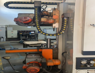 Foto: TORNO VERTICAL - MARCA ATLASMAQ - MODELO TVAC5116A - PLACA DE 1400MM