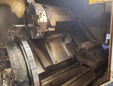 Foto: CENTRO DE TORNEAMENTO - HAAS - ST30 BIG BORE - ANO 2011 - 533 X 660 MM - COM PLACA DE 15”
