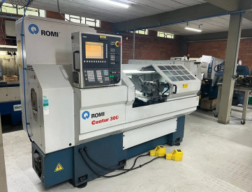 Foto: TORNO CNC ROMI CENTUR 30D -1000 X420 -ANO 2008