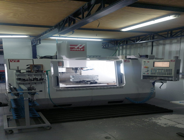 Foto: CENTRO DE USINAGEM VERTICAL HAAS VF2 - 762MM - 407MM - 508MM - ANO 2006