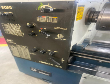 Foto: TORNO MECÂNICO - ROMI - TORMAX 30B  - 660 x 3.250mm - ANO