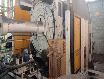 Foto: INJETORA DE ALUMINIO INJEQUIPA PRINCE 1200