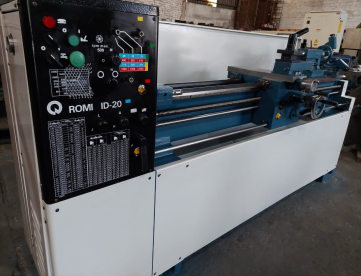 Foto: TORNO MECÂNICO ROMI ID20 - 375MM X 1500MM