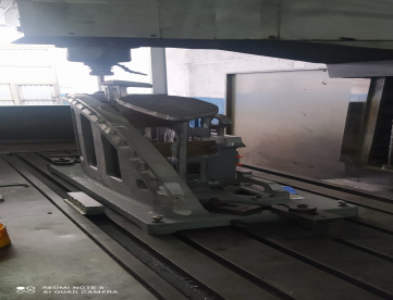 Foto: FRESADORA CNC - VEKER - VK4900 - ANO 2008 - 2500 x 850 x 840mm