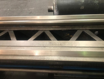 Foto: TORNO MECÂNICO - POREBA - 1.400 x 8.000 MM
