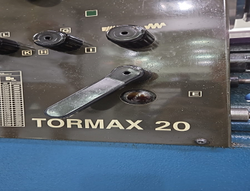 Foto: TORNO MECÂNICO ROMI  TORMAX20 -500 X 325 - MAQUINA MUITO NOVA -ANO 2003