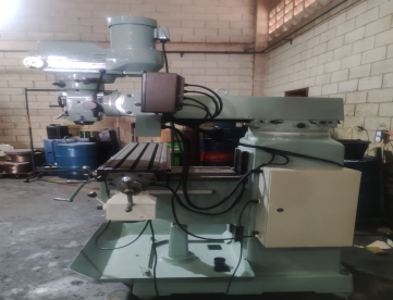 Foto: FRESADORA FERRAMENTEIRA SINITRON ISO 40 - 870MM X 420MM X 300MM