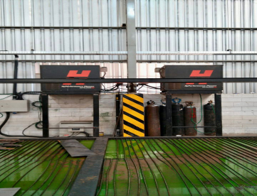 Foto: MÁQUINA DE CORTE PLASMA - CUT STEEL MAX - HPR260XD - ANO 2020