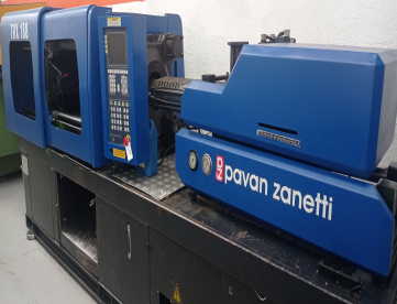 Foto: INJETORA DE PLASTICOS PAVAN ZANETTI TRX 140 TONELADAS - ANO 2008