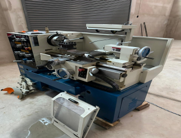 Foto: TORNO MECÂNICO - NARDINI - ND220 - ANO 2020 - 440 x 500 MM - COM NR12