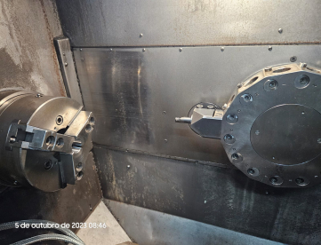 Foto: CENTRO DE TORNEAMENTO CNC INDEX - MC400 - 275 X 585MM- ANO 2004